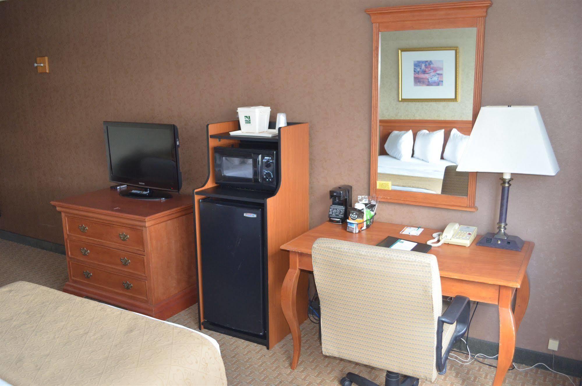 Quality Inn Beckley Esterno foto